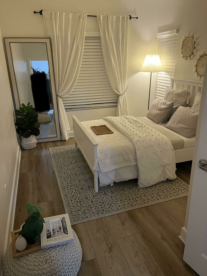 Final Room Decor. Thoughts? Last Minute Suggestions?