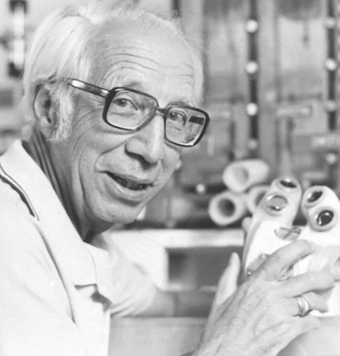 30 “Crazy” People Who Were Proven To Be Right All Along