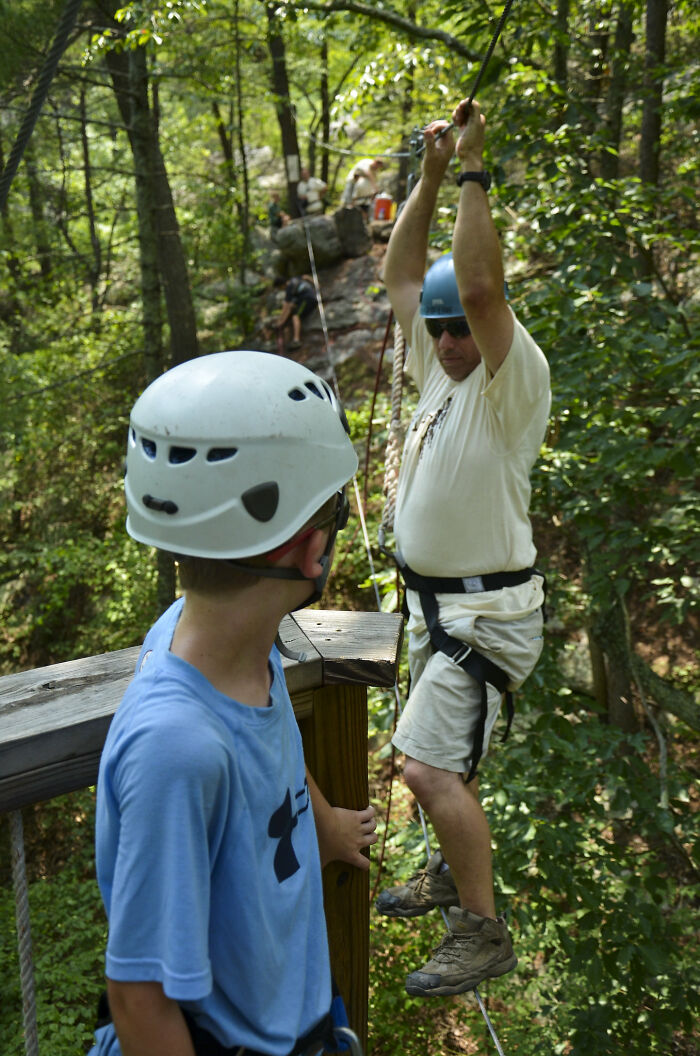 Person Asks Folks Online To Share Examples Of Positive Masculinity After Hearing Too Many “Toxic” Ones, And 30 Folks Deliver