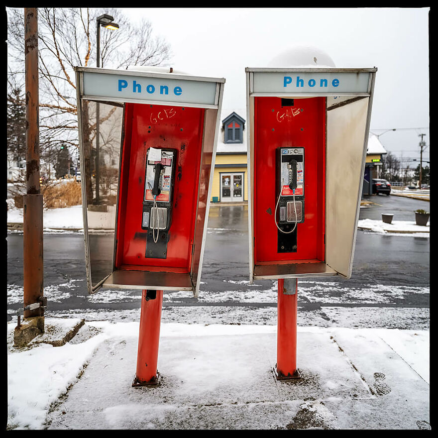 585.671.9976 & 585.671.9880- 185 West Main Street, Webster, NY 14580 From The Series 'Life-Lines Throughout The United States' © Eric Kunsman