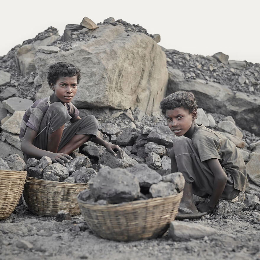 Black Diamond By Sebastian Sardi