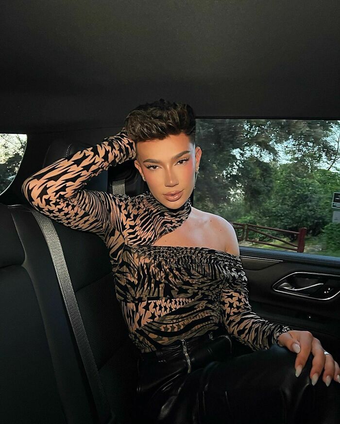 This Thread Has People Revealing The Moment They Stopped Admiring These 40 Celebrities