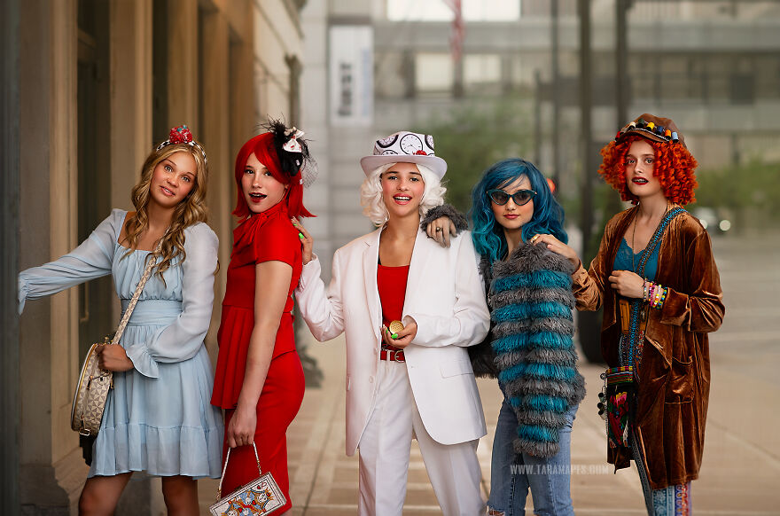 Modern Alice: I Photographed People As Alice In Wonderland Characters Hanging Out In The Modern World (23 Pics)