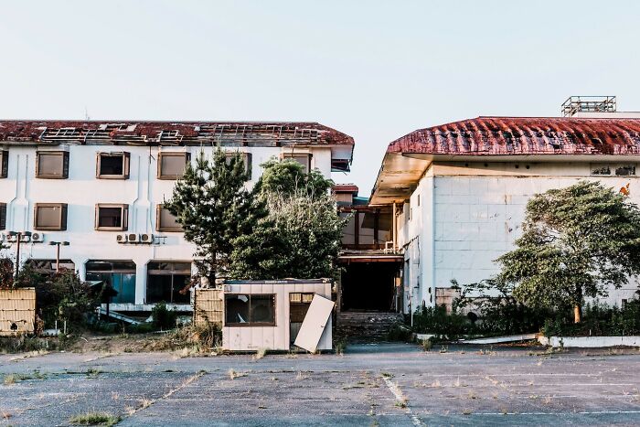 Five Images Of A Very Abandoned Japan (Project Title: The Lost World)