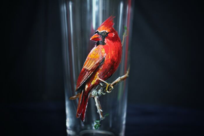 Glass Creatures - Amazing Realistic Animals Painted On Glasses (34 Pics)
