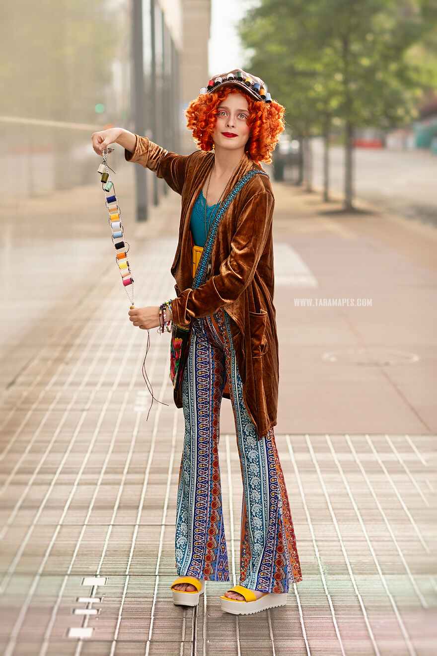 Modern Alice: I Photographed People As Alice In Wonderland Characters Hanging Out In The Modern World (23 Pics)