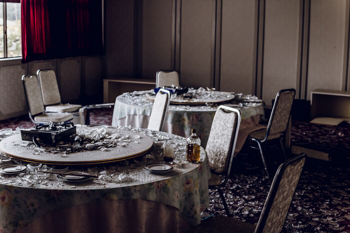 Five Images Of A Very Abandoned Japan (Project Title: The Lost World)