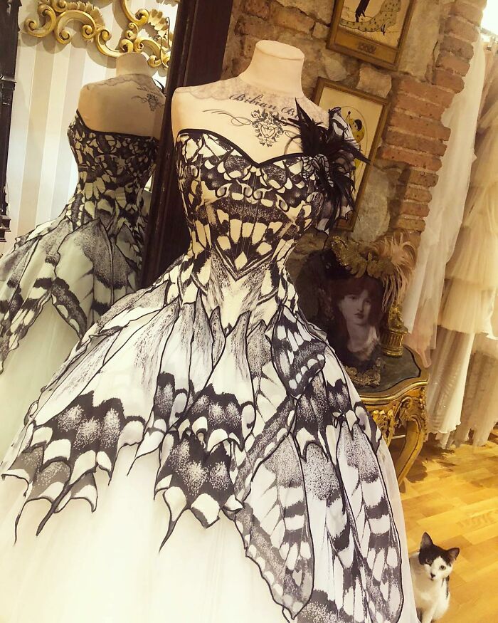 Meet Bibiana Berenguer's Amazing Butterfly Dresses (Interview With Artist)