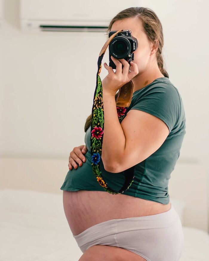 30 Mothers Are Sharing Realistic Pictures Of Baby Bumps And Pregnant Bodies To Fight Toxic Standards