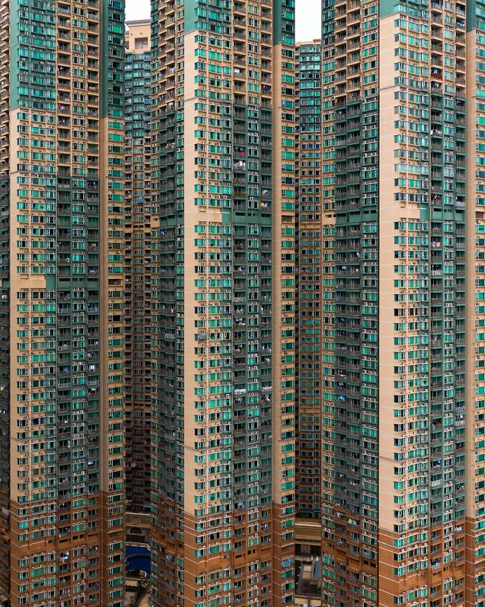 Photographer Shows Hong Kong Like Never Before