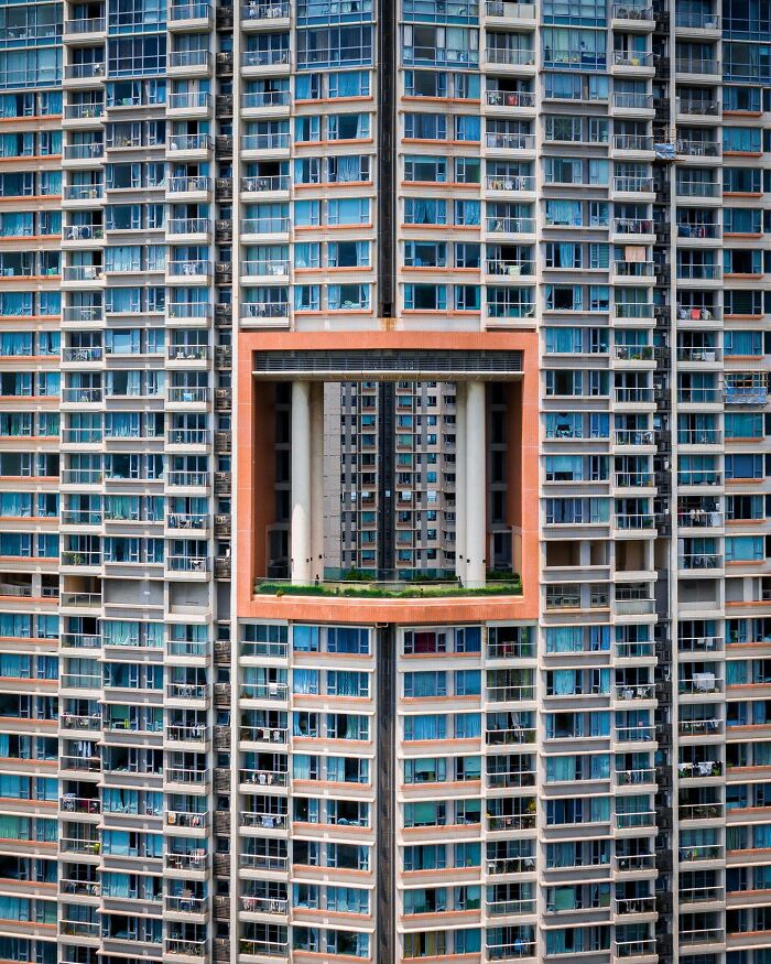 Photographer Shows Hong Kong Like Never Before