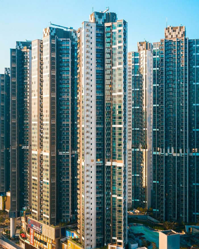 Photographer Shows Hong Kong Like Never Before