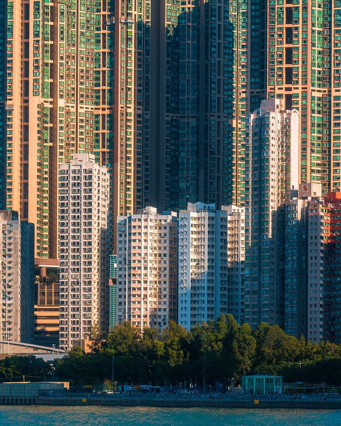 Photographer Shows Hong Kong Like Never Before