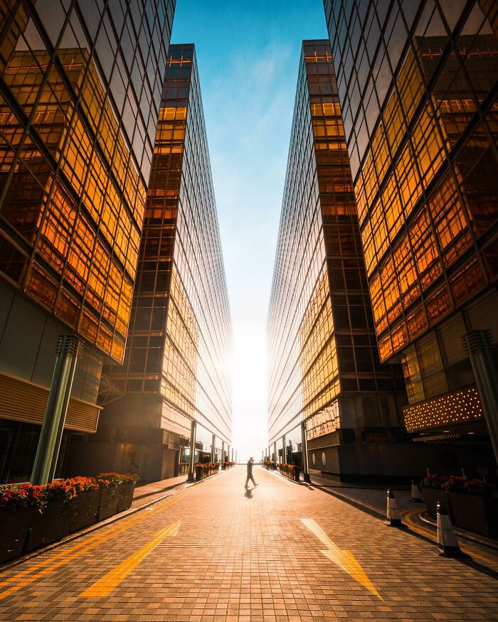 Photographer Shows Hong Kong Like Never Before