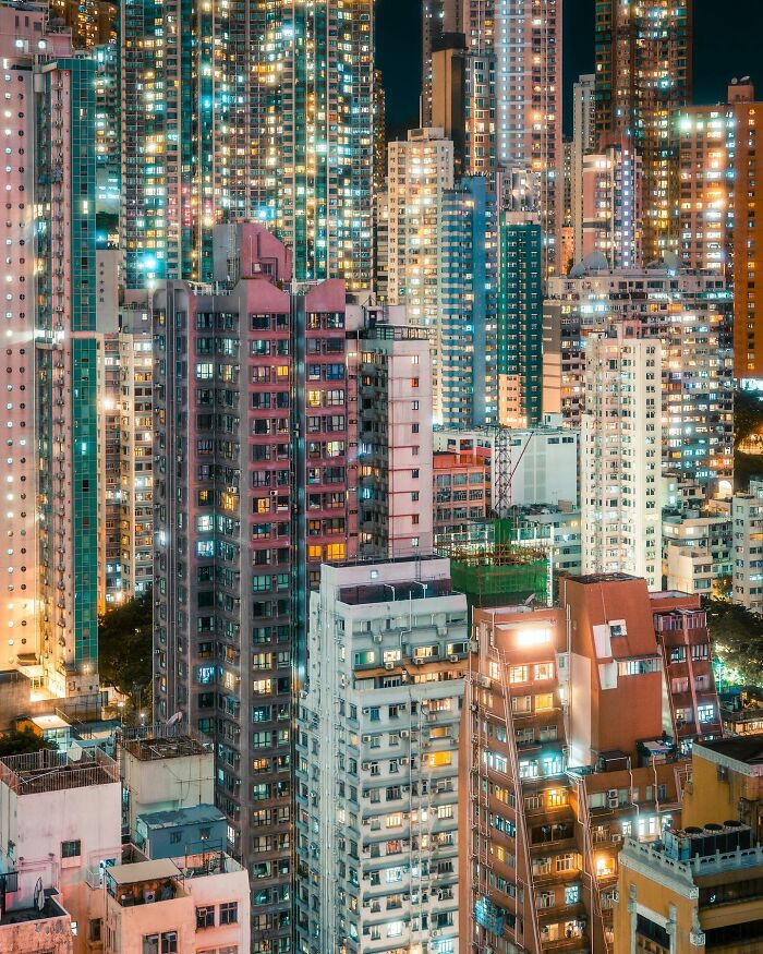 Photographer Shows Hong Kong Like Never Before