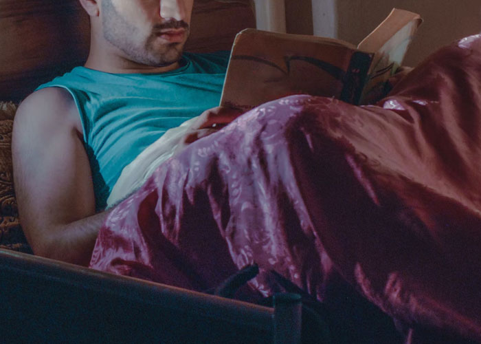 "They Both Looked At Me With Disgust": Delusional Neighbor Keyed Author's Car Over Erotic Books, So She Called The Police