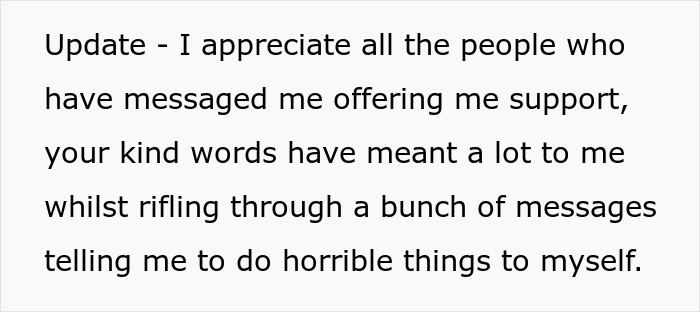 &ldquo;AITA For Not Wanting My Dad To &lsquo;Walk&rsquo; Me Down The Aisle Because He&rsquo;s In A Wheelchair?&rdquo;