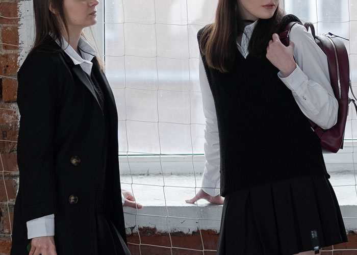 30 Times People Noticed Something Was Off About Their Friend's Significant Other And Were Proven To Be Right Later