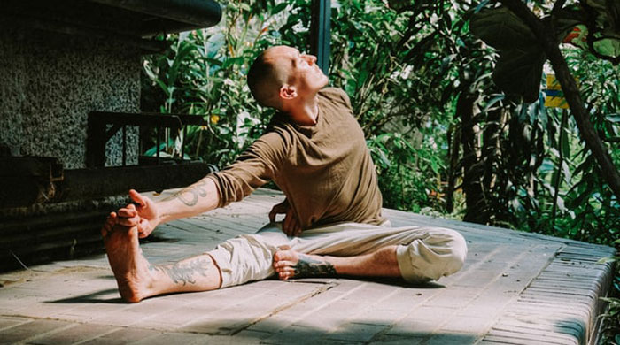 Straight Guys Are Sharing 30 Everyday Things They Secretly Do That Society Calls "Gay"