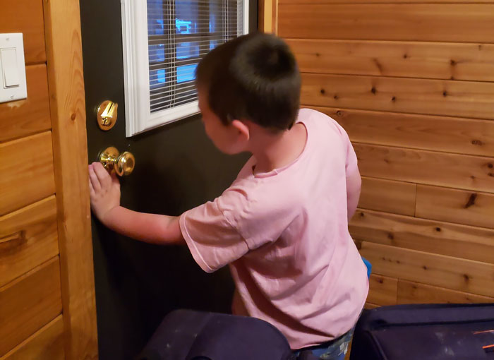 35 Times Toddlers Took Embarrassing Parents Or Nearby Adults To The Next Level, As Shared By Folks Online