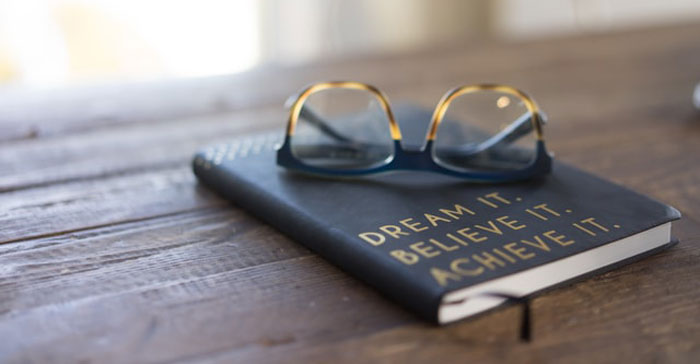 People Are Sharing 30 Things Their Teachers Did That Made Everyone Respect Them Or Had Quite The Opposite Effect