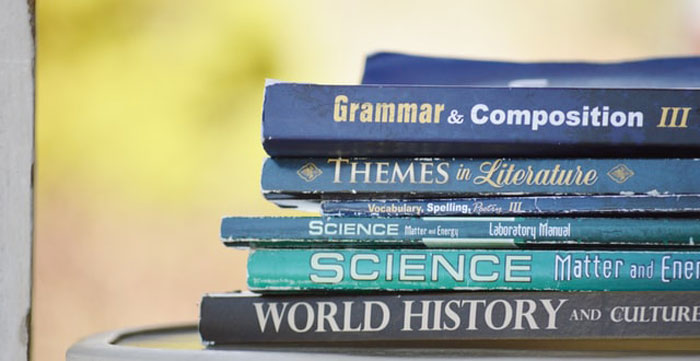 People Are Sharing 30 Things Their Teachers Did That Made Everyone Respect Them Or Had Quite The Opposite Effect