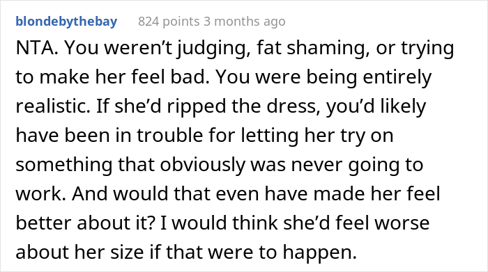 Size 30 Bride Demands To Try On A Size 14 Wedding Dress, Saleswoman Asks If She Was A Jerk To Give Her A Reality Check Size 30 Bride Demands To Try On A Size 14 Wedding Dress, Saleswoman Asks If She Was A Jerk To Give Her A Reality Check