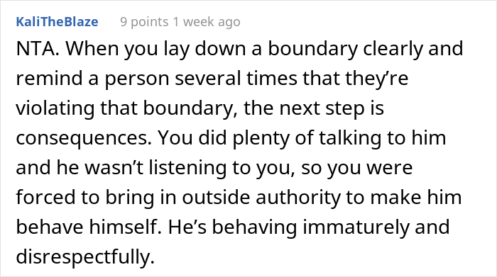 Guy Gets Fired As A Result Of A Female Co-Worker Reporting Him To HR Because He Kept Complaining About Her Buzzcut