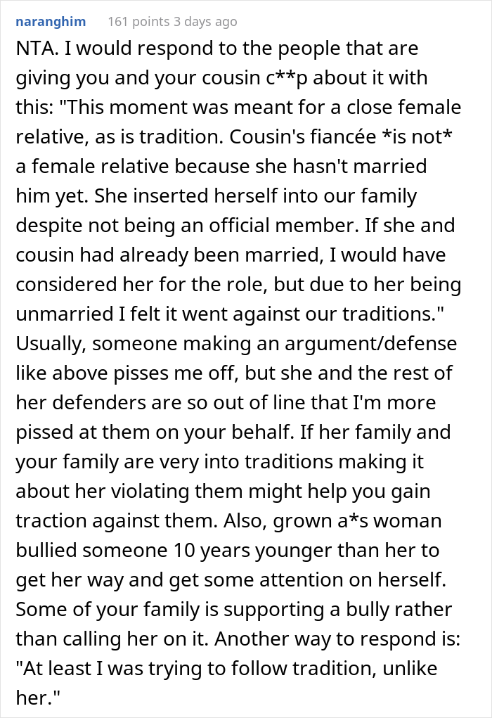 Relative’s Fiancée Steals A Precious Wedding Ceremony Moment From The Bride And Her Younger Cousin, Woman Calls Her Out And Gets Judged Relative’s Fiancée Steals A Precious Wedding Ceremony Moment From The Bride And Her Younger Cousin, Woman Calls Her Out And Gets Judged