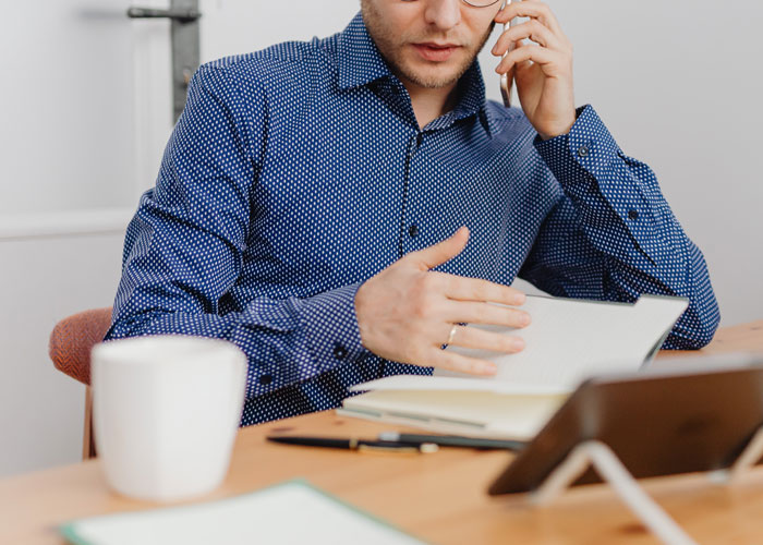 Boss Pressures Teacher To Sign Document That Decreases Their Pay, They Maliciously Comply And Get Themselves A $3,500 Raise Instead
