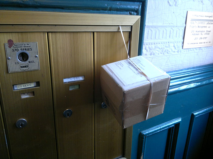 Woman Sick And Tired Of Her Neighbor Treating Her Like A Concierge Because She Gets All Of Their Packages Woman Sick And Tired Of Her Neighbor Treating Her Like A Concierge Because She Gets All Of Their Packages