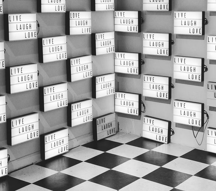 “I Straight-Up Tell Our Clients Not To Do It”: People Are Sharing 30 Of The Worst Interior Design Trends That Everyone Should Avoid