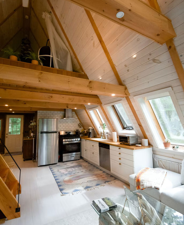 “Soy honesto con los clientes y les digo que no lo hagan”: La gente comparte 20 de las peores tendencias de diseño de interiores que todos deberían evitar