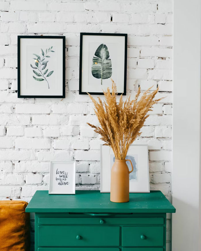 “I Straight-Up Tell Our Clients Not To Do It”: People Are Sharing 30 Of The Worst Interior Design Trends That Everyone Should Avoid