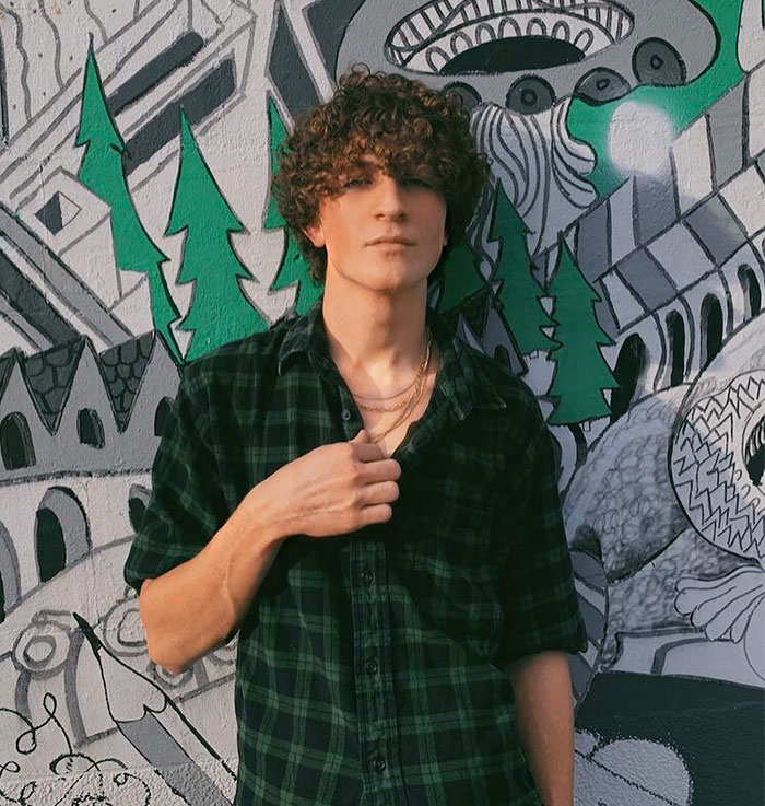 Gay Florida Student Brilliantly Outsmarts School Administration Who Censored His Grad Speech