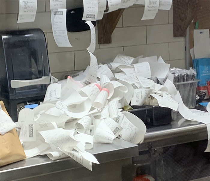 Restaurants And Couriers Appalled At Grubhub After They Launched A “$15 Off Lunch” Promo And Didn’t Warn Them