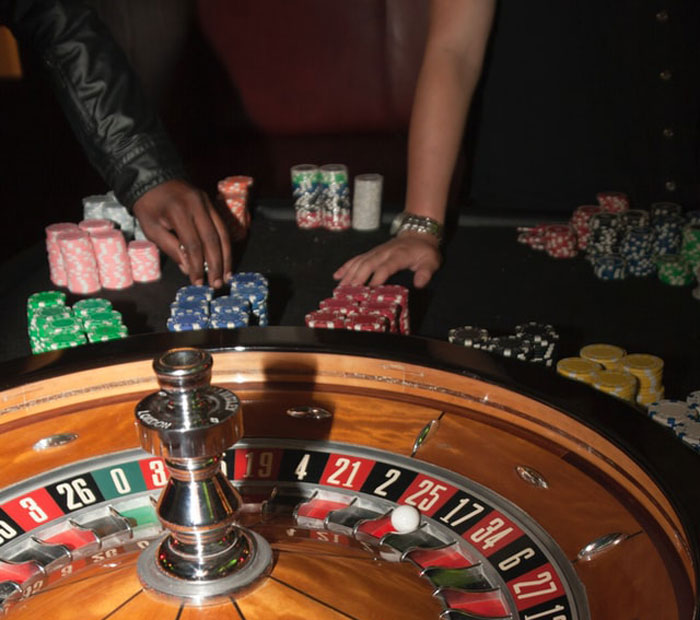 La gente revela de forma anónima secretos de su trabajo que se supone no deben compartir (20 respuestas)