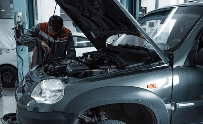 People Are Anonymously Revealing Secrets From Their Jobs That They Aren’t Supposed To Share (30 Answers)