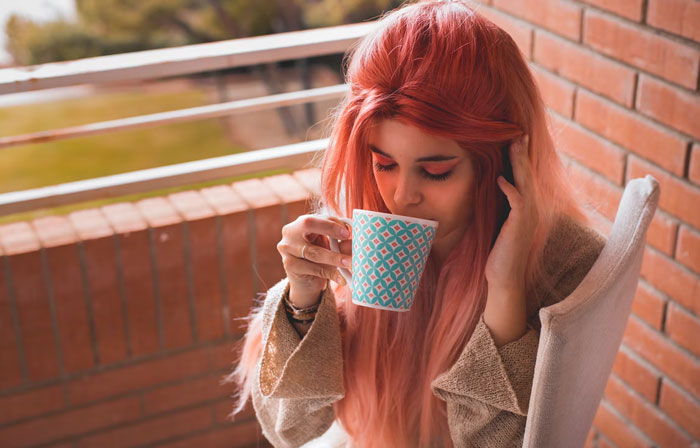 19-Year-Old Spends $300 On Rainbow Hair Because 'It's Important For Her Mental Health', Parent Demands She Pay Rent From Now On