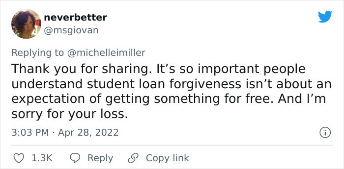 Woman Split Student Loan Payback With Her Mom, When She Passed Away She Found Out That She Owed $80K On $15K Of Debt Woman Split Student Loan Payback With Her Mom, When She Passed Away She Found Out That She Owed $80K On $15K Of Debt