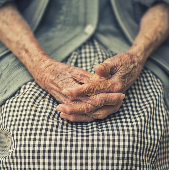 Someone Asks People Whose NDAs Have Expired “What Secret Can You Finally Reveal?” And They Delivered 30 Company Secrets