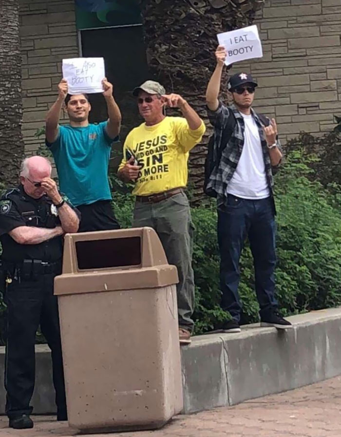 There Are Two Types Of People In This World