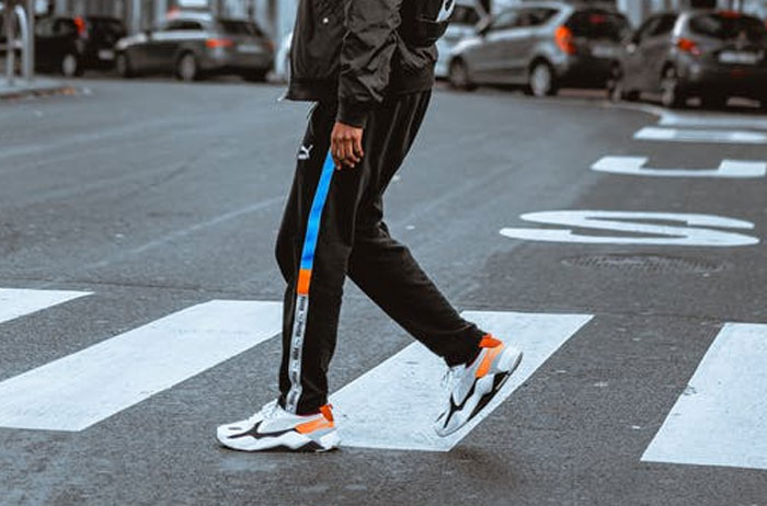 35 Times Service Industry Workers Celebrated Moments Of 'Instant Karma' After Dealing With Extremely Rude Customers