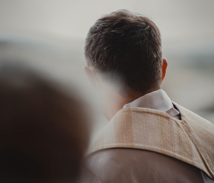 People Are Sharing 30 Things Their Teachers Did That Made Everyone Respect Them Or Had Quite The Opposite Effect