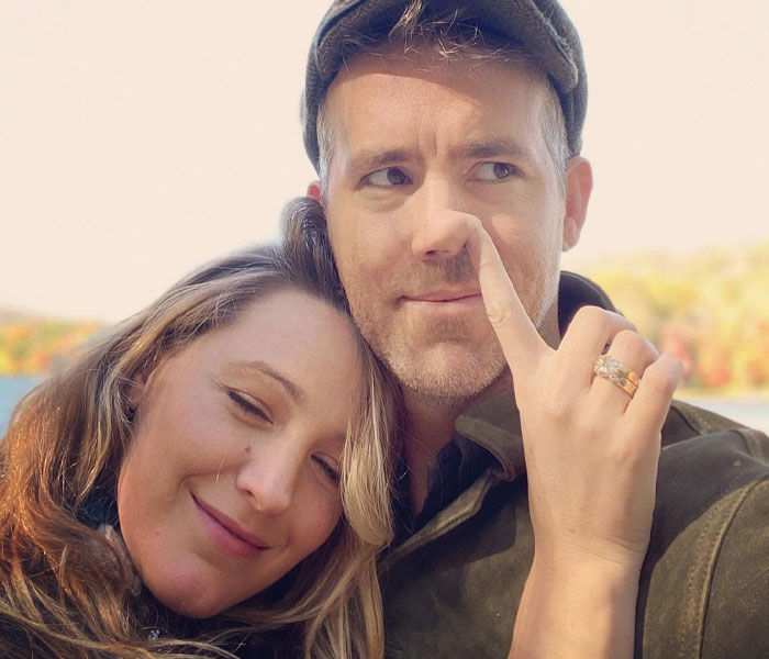 Ryan Reynolds' Reaction To His Wife's Dress Transformation At The Met Gala 2022 Is Melting People's Hearts