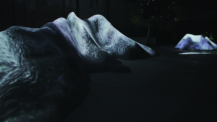 A 21-Meter-Long Sculpture Was Filled With Floating Motion Graphics Emerging From The Ai (10 Pics)