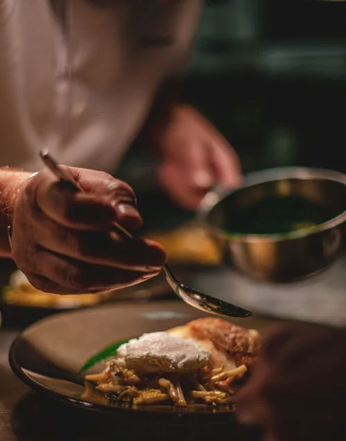 Someone Asked, “What Do You Strongly Suspect But Have No Proof Of?”, And 30 People Spilled Their Thought-Provoking Theories (New Answers)