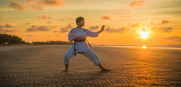 People Are Sharing 30 Things Their Teachers Did That Made Everyone Respect Them Or Had Quite The Opposite Effect