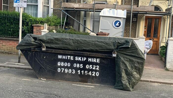 The-Absurd-Sign-Projects