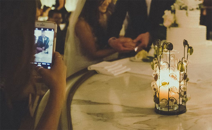 35 People Share What They Hate Seeing At Weddings